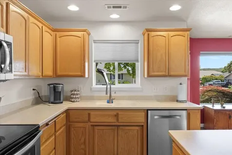 962 Ridgeview Drive Eagle Point OR 97524