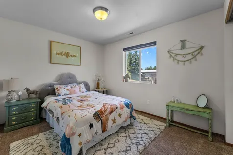 63639 Gentry Loop Bend OR 97701