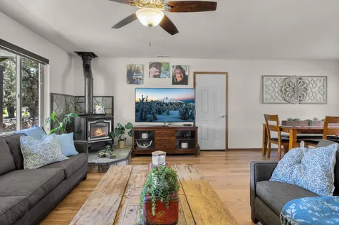 63639 Gentry Loop Bend OR 97701