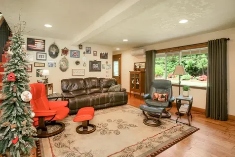 132 Cougar Creek Road Oakland OR 97462