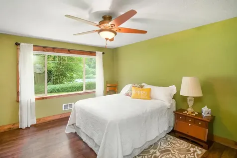 132 Cougar Creek Road Oakland OR 97462
