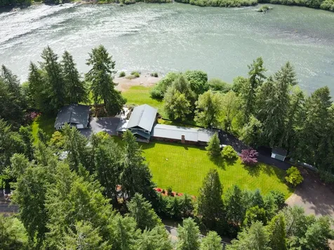 132 Cougar Creek Road Oakland OR 97462