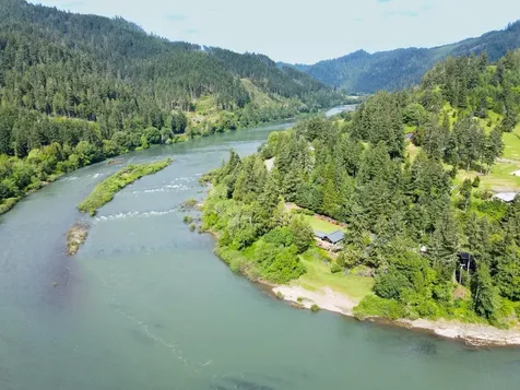 132 Cougar Creek Road Oakland OR 97462