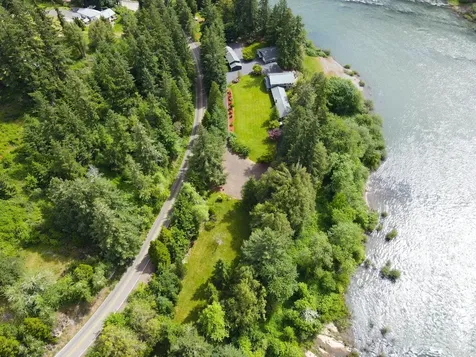 132 Cougar Creek Road Oakland OR 97462
