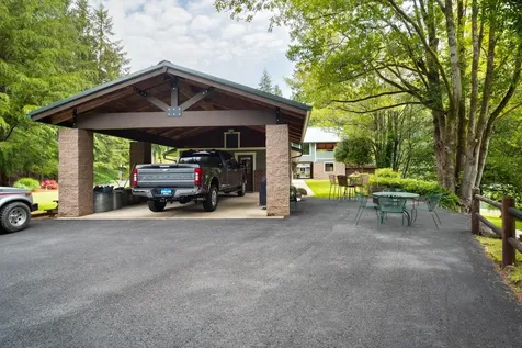 132 Cougar Creek Road Oakland OR 97462
