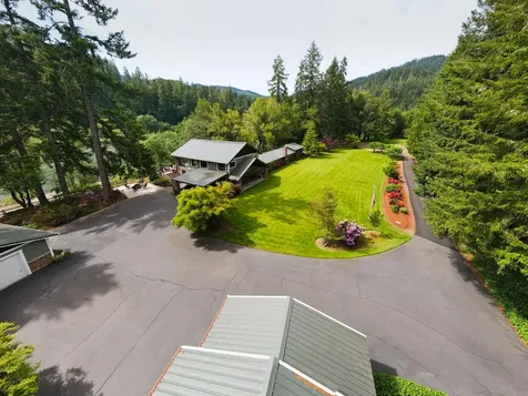 132 Cougar Creek Road Oakland OR 97462