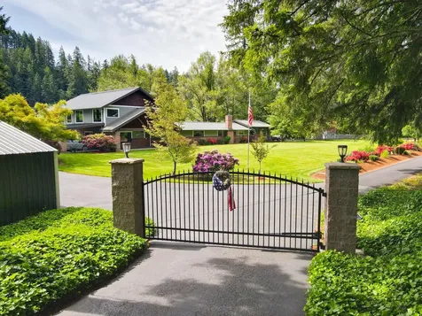 132 Cougar Creek Road Oakland OR 97462
