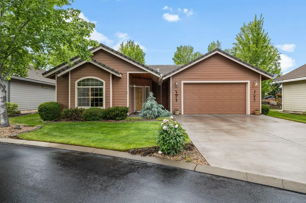 1945 NW 18th Street Redmond OR 97756