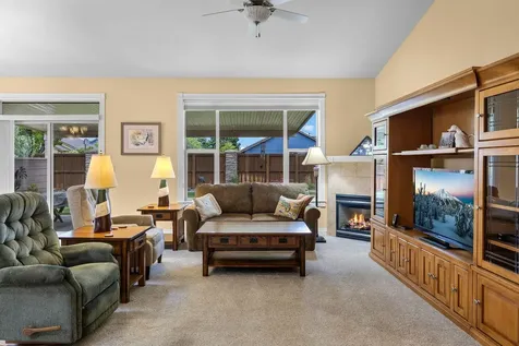1945 NW 18th Street Redmond OR 97756
