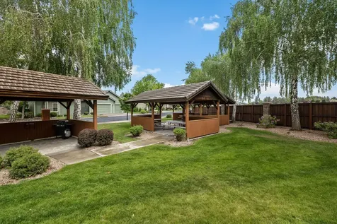 1945 NW 18th Street Redmond OR 97756