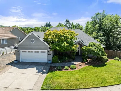 2738 Kerrisdale Ridge Drive Medford OR 97504
