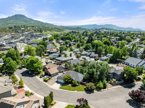 2738 Kerrisdale Ridge Drive Medford OR 97504