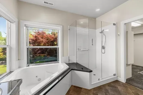 1527 Pebble Beach Court Medford OR 97504
