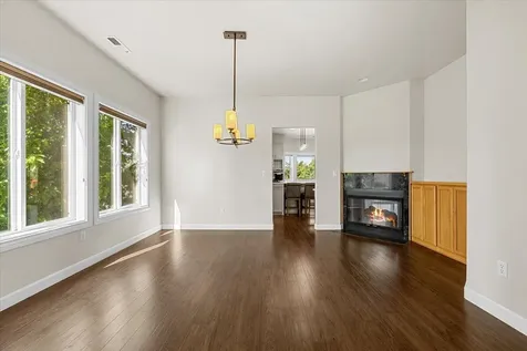 1527 Pebble Beach Court Medford OR 97504
