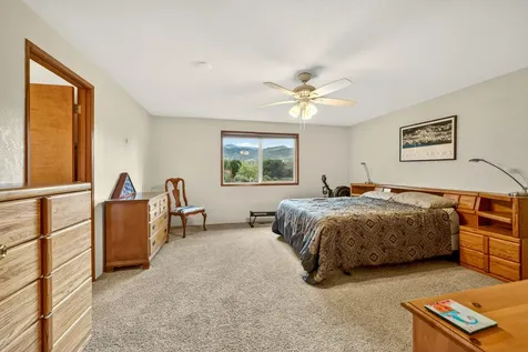 148 Meadow View Drive Phoenix OR 97535