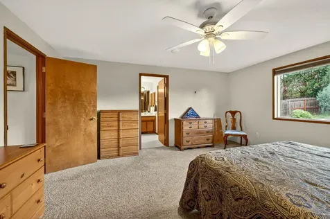 148 Meadow View Drive Phoenix OR 97535