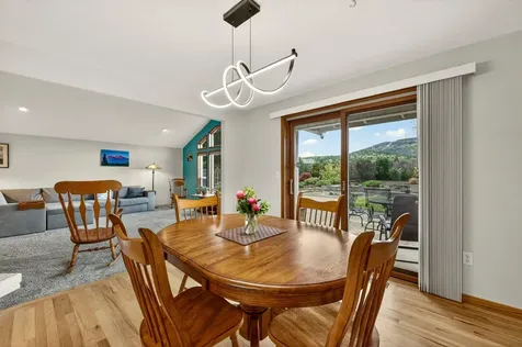 148 Meadow View Drive Phoenix OR 97535