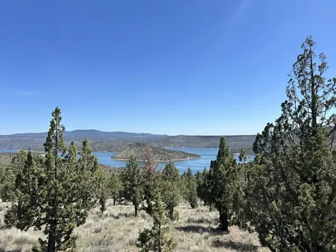 1800 SE Gentian Way Prineville OR 97754