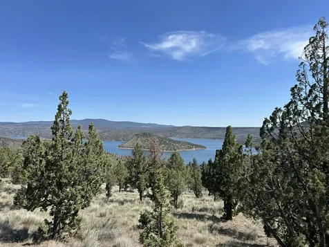 1800 SE Gentian Way Prineville OR 97754