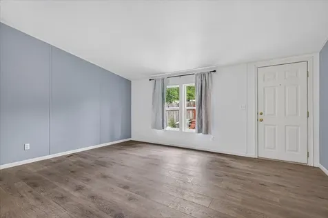 742 2nd Avenue Gold Hill OR 97525