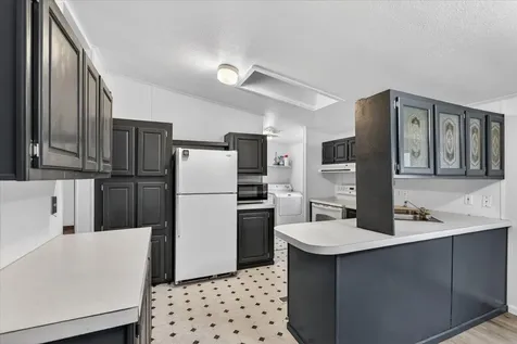 742 2nd Avenue Gold Hill OR 97525