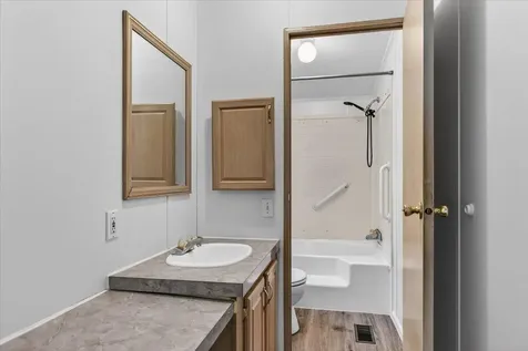 742 2nd Avenue Gold Hill OR 97525