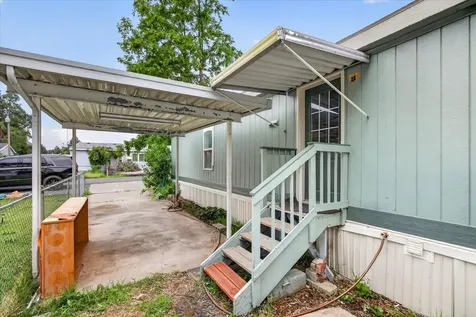 742 2nd Avenue Gold Hill OR 97525
