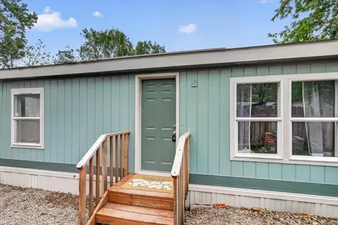 742 2nd Avenue Gold Hill OR 97525
