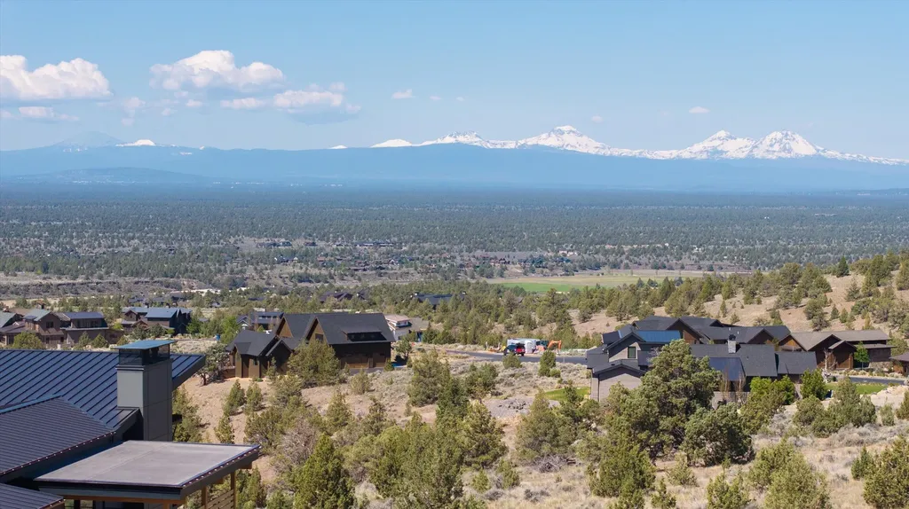 SW Spirit Rock Drive Powell Butte OR 97753