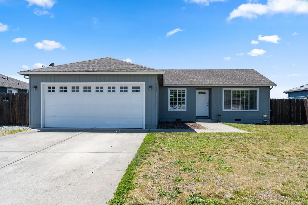 7949 Isabella Way White City OR 97503