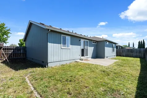 7949 Isabella Way White City OR 97503