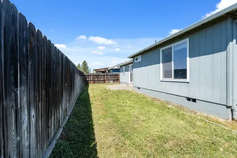 7949 Isabella Way White City OR 97503