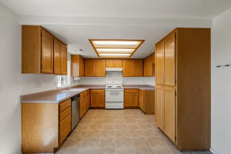 7949 Isabella Way White City OR 97503
