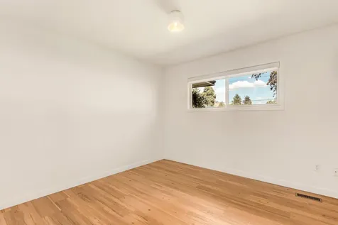 409 NE 6th Street Bend OR 97701