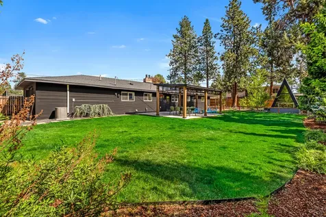 409 NE 6th Street Bend OR 97701
