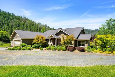 931 Hogan Road Applegate OR 97530