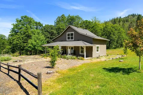931 Hogan Road Applegate OR 97530