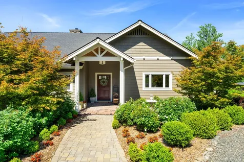 931 Hogan Road Applegate OR 97530