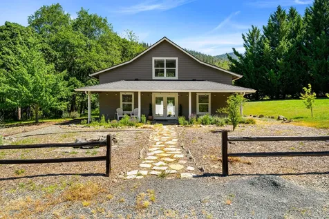 931 Hogan Road Applegate OR 97530
