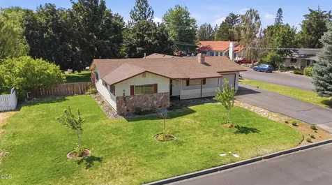 1711 SW 17th Street Redmond OR 97756