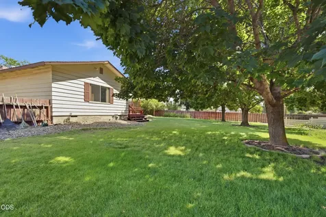 1711 SW 17th Street Redmond OR 97756