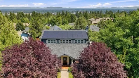 3042 NW Craftsman Drive Bend OR 97703