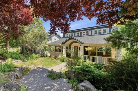 3042 NW Craftsman Drive Bend OR 97703