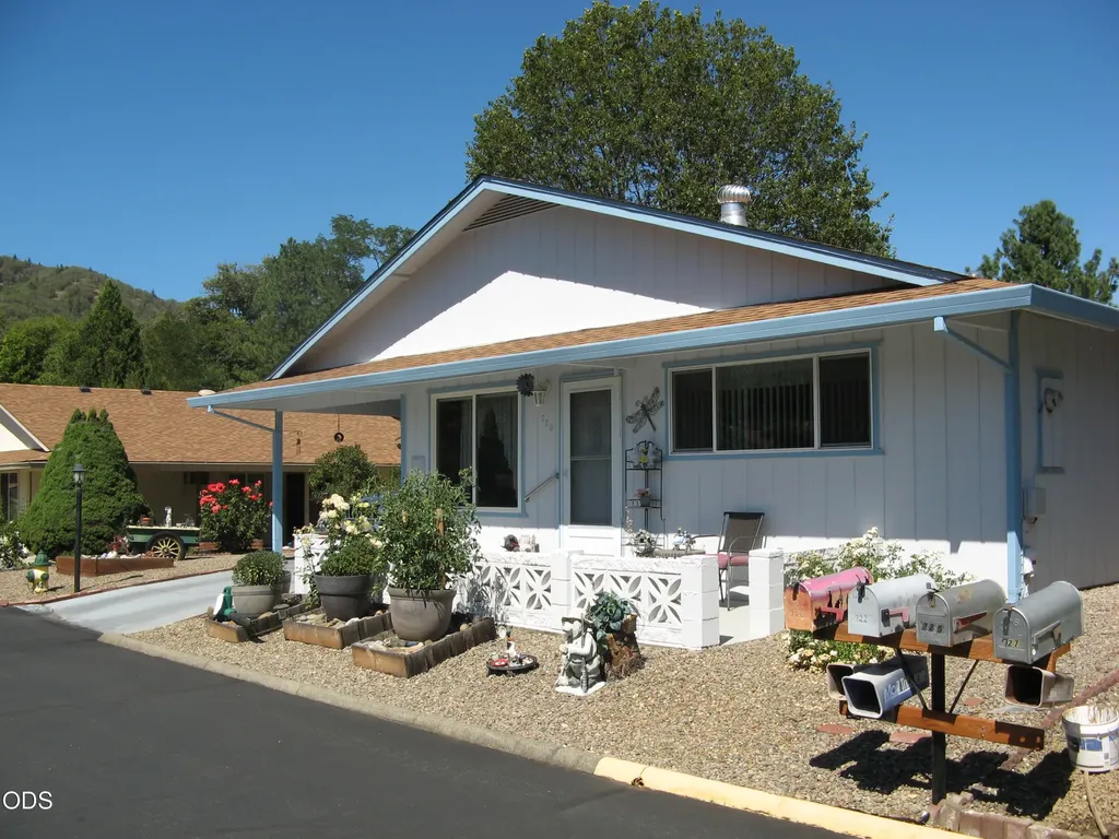 720 Brookside Circle Rogue River OR 97537
