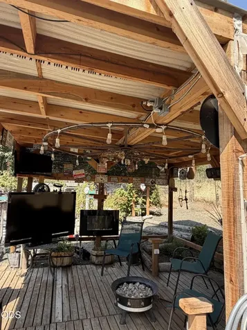 449 Flounce Rock Road Prospect OR 97536