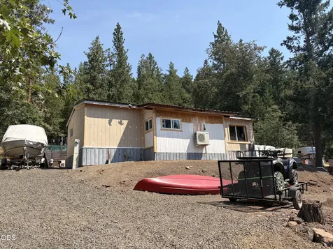 449 Flounce Rock Road Prospect OR 97536