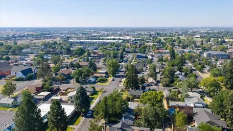 535 SW 10th Street Redmond OR 97756