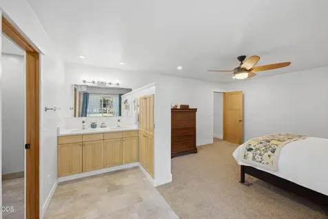 54440 Huntington Road Bend OR 97707