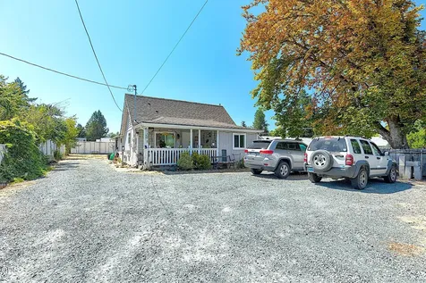 1550 Carnahan Drive Grants Pass OR 97527