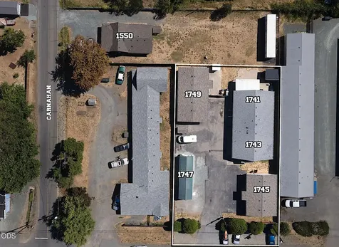 1741 Rogue River Highway Grants Pass OR 97527
